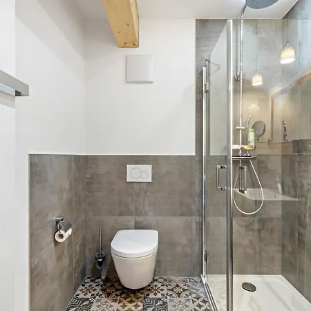 Oberling Apartman *